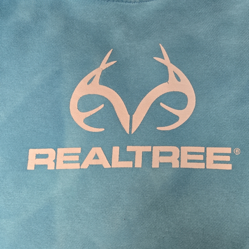 Realtree Light Blue Pullover - Picture 3 of 4